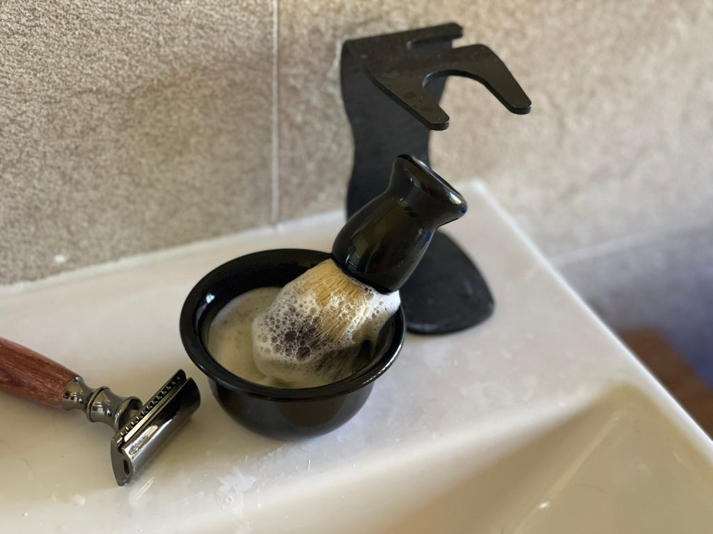 Rasatura sostenibile con il nostro rasoio di sicurezza